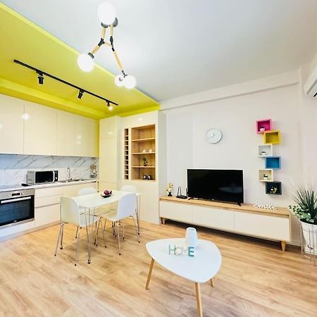 Yellow Apartment Durrës 外观 照片